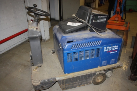Floor Sweeper, Electrolux Euroclean SR 5110B with charger