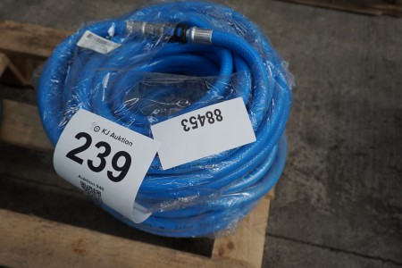 2 rolls of safety hoses
