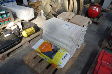 Lot of tiles/clinker + 3 bags of tile adhesive