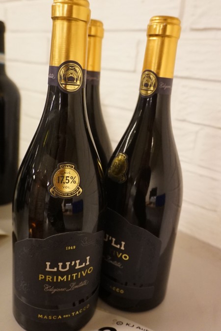 3 bottles, Lu'li, Primitivo