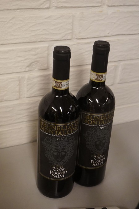2 bottles, Villa Poggio Salvi, Brunello