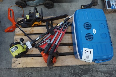 Various garden tools + cooler