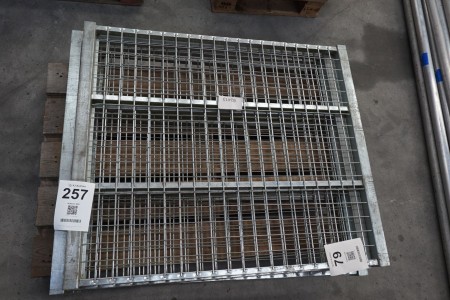 4 pieces. grid shelf for pallet racking
