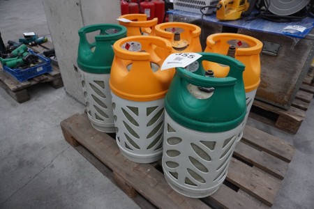 6 pieces. gas cylinders