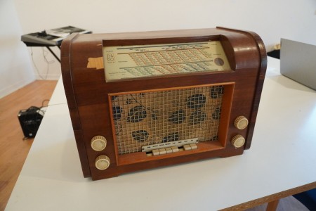 Radio, Bang & Olufsen MASTER43