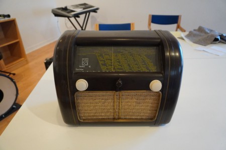 Radio, Bang & Olufsen Standardbatterie 41