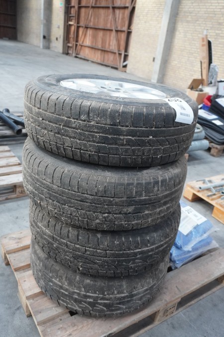 4 pieces. Alloy rims with tires, Hankook