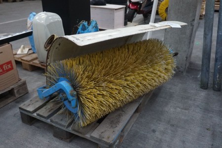 Sweeper broom for sweeper