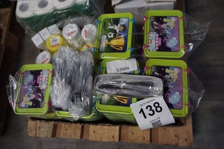 Lots of lunch boxes, Mugs & Cutlery
