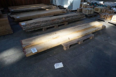 3 pieces. Edge-cut oak planks