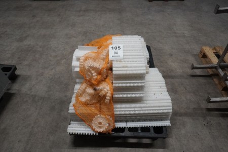 Large batch of roller belts for plastic conveyor belts