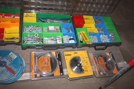 Tools, assortment boxes, blades, etc.