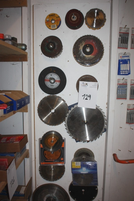Various blades on wall