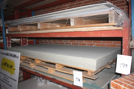 Contents of shelf pallets with asbestos, 5 mm, tiles, etc.
