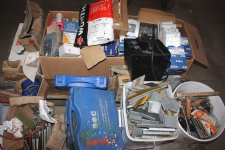 Pallet with various fittings, clamps, bolts, etc.