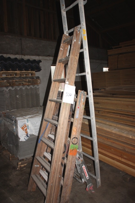 3 x wooden stepladders + 2 x aluminum ladders