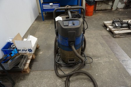 Industrial vacuum cleaner, Nilfisk Alto