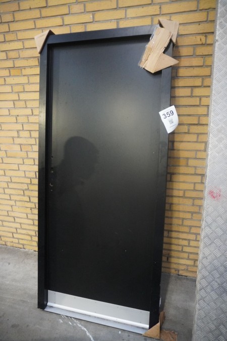 Front door in wood / aluminium