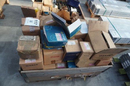 Large batch of parts/spare parts for hydraulics