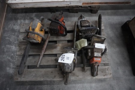 4 pieces. Chainsaws