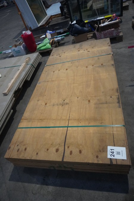 Approx. 16 pcs. plywood sheets