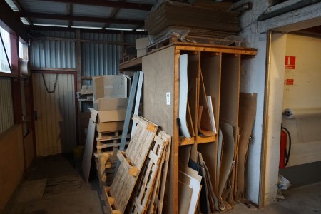 Shelf incl. Various pallets, cardboard boxes, etc.
