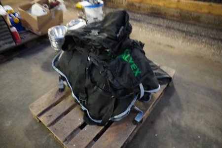 Lot of cover jackets for calves