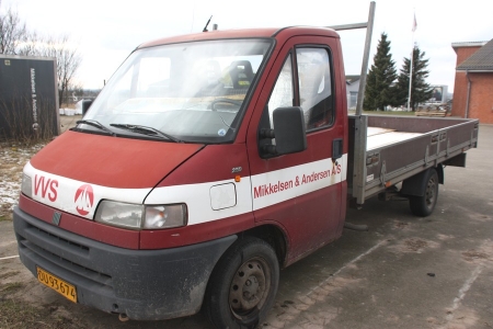 Fiat Ducato 14, diesel, gross weight: 3200. Reg No. OU93674. First reg: 06-02-1997. Date of Inspection: 03-03-2011. Number plates are handed. KM: 148,270