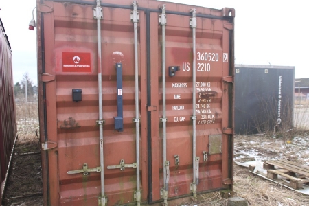 20 foot container material with lock bar. Racking + workbench. Content, including step ladder, wood, 7 steps. Radiator.
