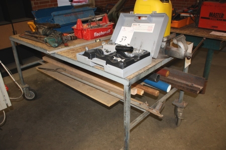 Trolley with vice, 970x1770 mm (minus lot 36 and 37)