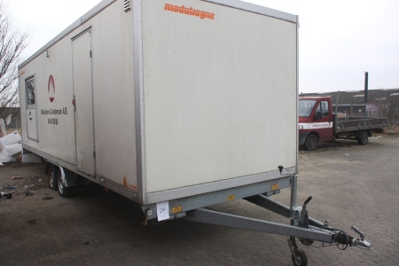 Crew truck with hitch, Modulvogne, 2000 kg. Registration no OB 7228. SN: UH72001S604264508