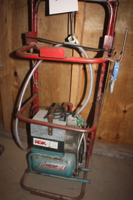 Compressor, KGH, on a stand with wheels