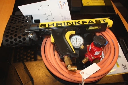 Gas shrinking tool, Shrinkfast model 975, with hose and pressure gauge in suitcase