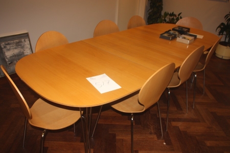 Extension table + 8 chairs