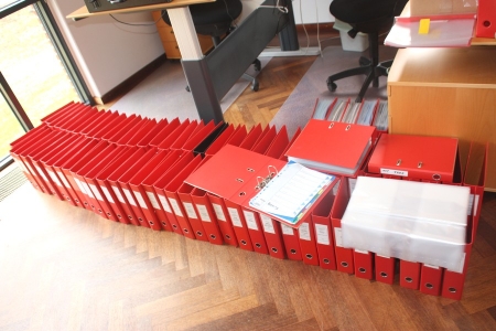 Lot empty lever arch files, red