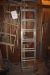 Miscellaneous shovels + grip + trestle + aluminum stair + wooden staircase + aluminum extension ladder, etc.