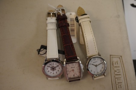 3 pieces. Wristwatches, Bonett