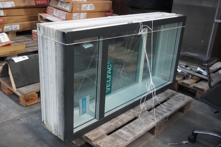 2 pcs. windows in wood/aluminium, VELFAC