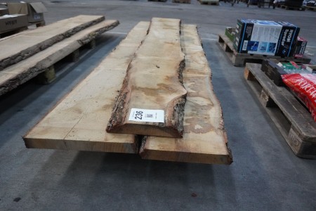 3 pieces. oak planks