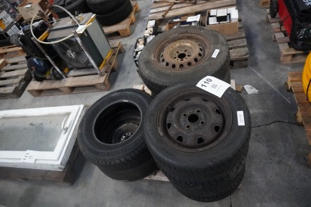8 pcs. Tires with steel rims