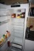 Køkken inkl. Køleskab, opvaskemaskine, mikroovn og service