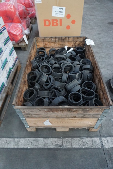 Lot of rubber collars