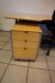 Raise/lower table incl. drawer cassette & office chair