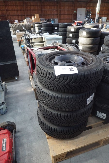 4 pcs. Tires with rims, Michelin