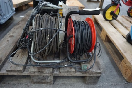 2 pcs. Cable reels
