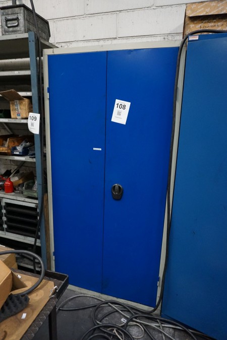 Tool cabinet without contents, Blika