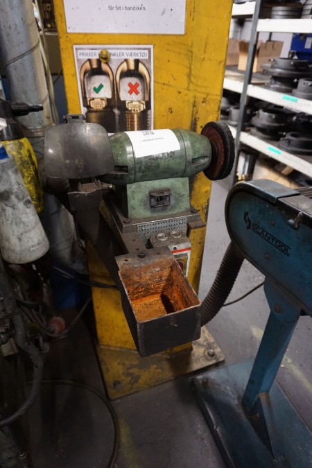 Bench grinder