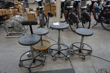 4 stk. værkstedsstole på hjul