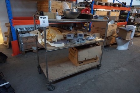 Workshop rolling table with contents