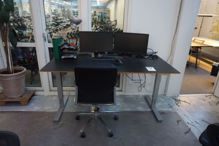 Raise/lower table incl. office chair & 2 pcs. computer screens